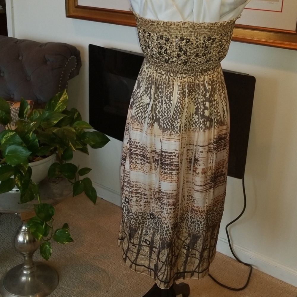 Sun Dress - Picture 3 of 6